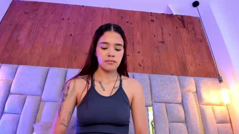 Snapshot of camilaa_smith_ chatting on June 22, 6:38 pm camilaa_smith_ online show from June 22, 6:38 pm