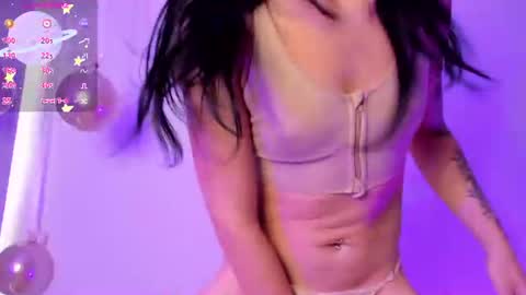Snapshot of camilacoxx chatting on July 3, 2:23 pm online show from July 3, 2:23 pm