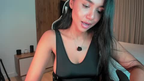 Camila online show from February 10, 11:09 pm