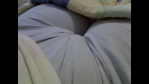 Snapshot of camilaperes69 chatting on April 18, 7:58 pm flash 50 tokens BIG CLIT tits pussy. masturbation big clit 150 tokens fingers inside pussy 1000 tk pump big clit 300 tk online show from April 18, 7:58 pm