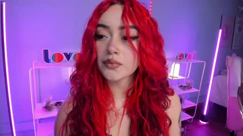 Snapshot of camilarivers chatting on April 18, 7:58 pm Camila online show from April 18, 7:58 pm