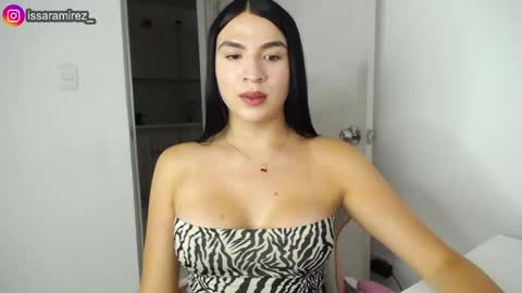 Snapshot of camilaryan chatting on May 12, 9:34 pm X IGcamiryan01 online show from May 12, 9:34 pm