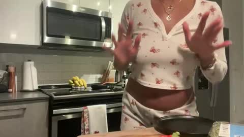 camiliakxoxo online show from November 18, 3:34 am