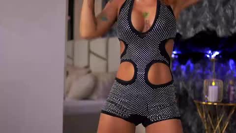 Camy online show from April 16, 6:19 pm