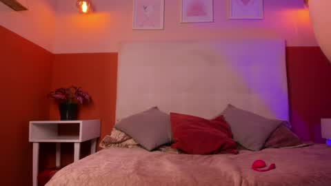 camille online show from April 1, 1:12 pm