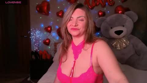 Snapshot of camille_game chatting on April 24, 8:55 pm Camille Game online show from April 24, 8:55 pm