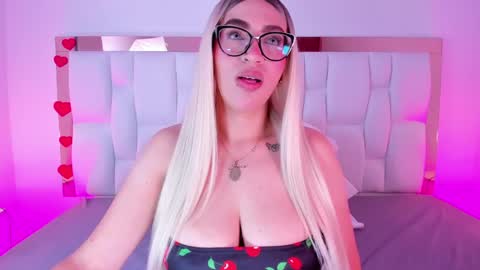 Camille online show from April 8, 12:05 pm