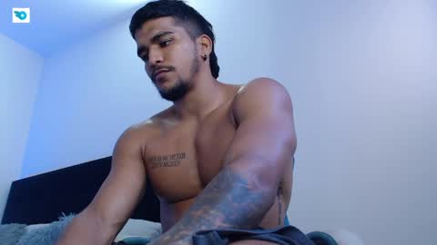Snapshot of camilo_contre21 chatting on May 22, 9:31 pm camilo_contre21 online show from May 22, 9:31 pm