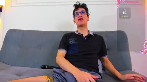 Camilo online show from April 7, 3:40 am