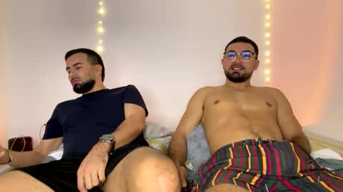 camilor_30 online show from December 17, 10:32 am