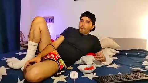 camilo online show from April 6, 3:59 am