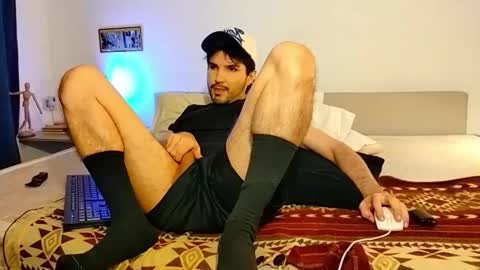 Snapshot of camilosaennz chatting on April 24, 4:37 am camilo online show from April 24, 4:37 am