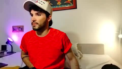 Snapshot of camilosaennz chatting on April 29, 12:37 am camilo online show from April 29, 12:37 am