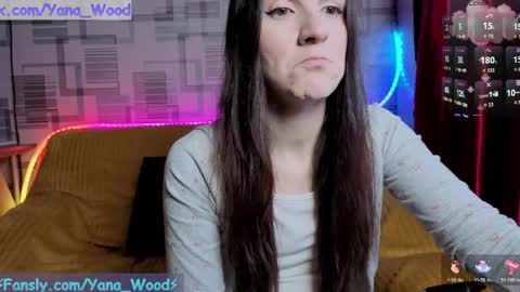 Snapshot of camkitana01 chatting on May 31, 10:44 am Kitana online show from May 31, 10:44 am
