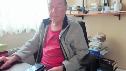 Snapshot of cammee chatting on February 27, 12:34 pm Cammee online show from February 27, 12:34 pm