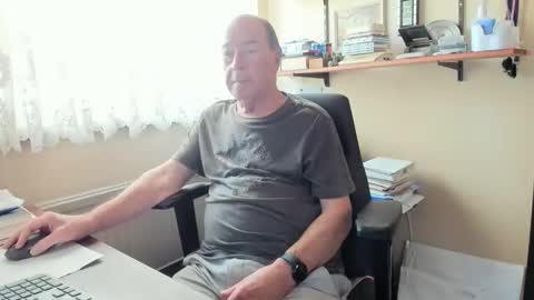 Snapshot of cammee chatting on December 1, 10:09 am Cammee online show from December 1, 10:09 am