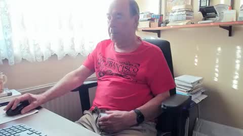 Snapshot of cammee chatting on March 27, 7:14 am Cammee online show from March 27, 7:14 am