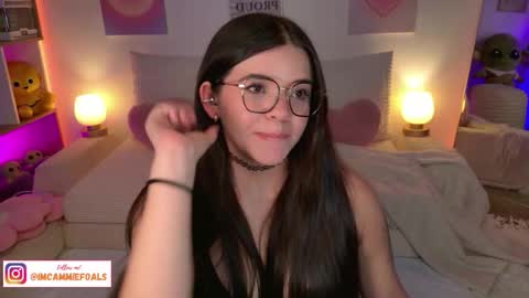   Lets reach 200 thumbs up  online show from February 21, 8:54 pm