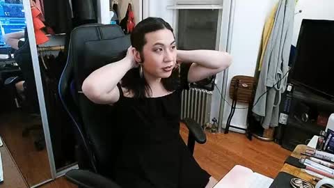 cammy_ho online show from April 17, 6:05 am