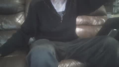 Snapshot of canadianchris1007 chatting on December 28, 10:02 pm Chris online show from December 28, 10:02 pm