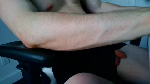 Snapshot of canadianstud18 chatting on June 13, 1:03 am Devon online show from June 13, 1:03 am