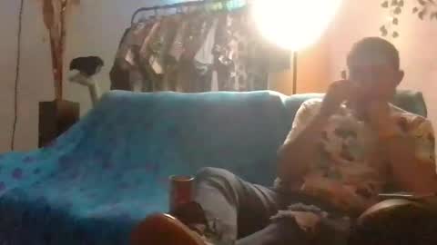 Snapshot of canchondo420 chatting on December 4, 2:09 am Cachondo420 online show from December 4, 2:09 am