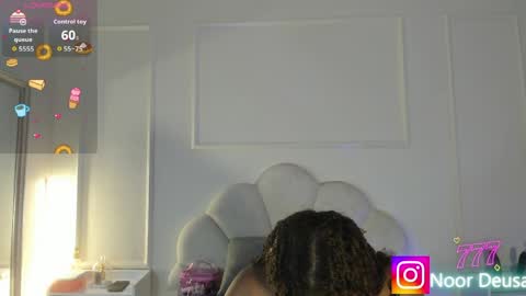 Snapshot of candaceowens chatting on May 13, 3:48 am candaceowens online show from May 13, 3:48 am