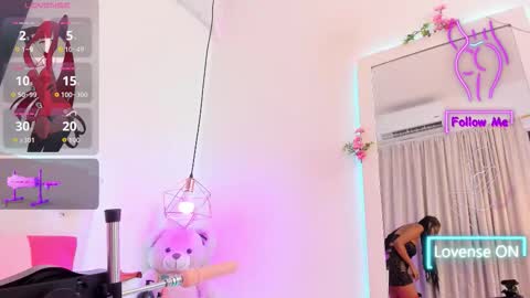 candy online show from September 22, 12:29 pm
