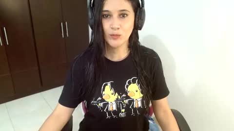 Snapshot of canddysexxx_ chatting on February 3, 6:35 pm Carolina online show from February 3, 6:35 pm