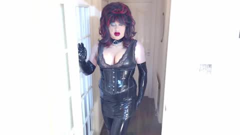 Snapshot of candi_smokes chatting on April 24, 12:40 pm candi smokes online show from April 24, 12:40 pm