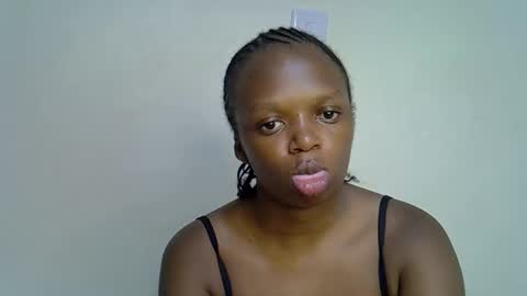 candiemaya online show from March 25, 10:43 am