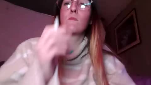 Candi online show from November 21, 7:40 am