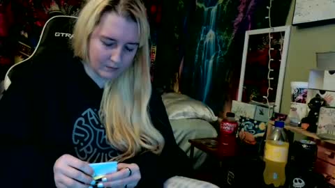 Snapshot of candismiths chatting on June 29, 10:32 pm Candi online show from June 29, 10:32 pm