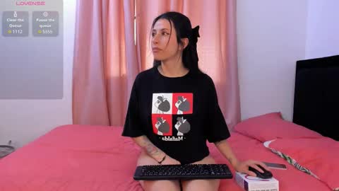 Snapshot of candy_babe22 chatting on December 16, 8:47 pm Candy online show from December 16, 8:47 pm