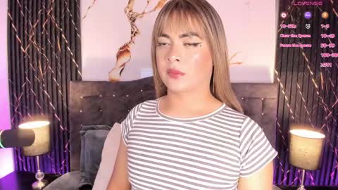 Snapshot of candy_canne__ chatting on May 17, 2:53 am CamilaInstagram candy canne Pvt open online show from May 17, 2:53 am