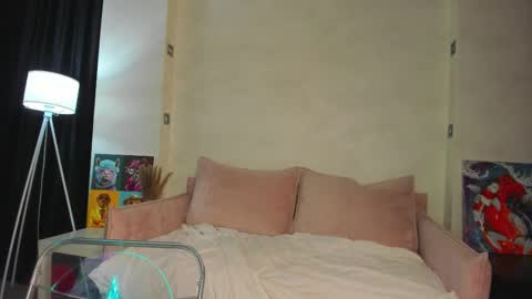 Candy online show from February 22, 1:40 am