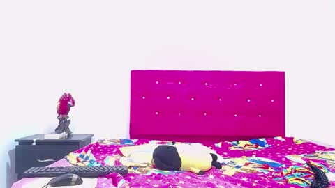 CANDY DUSTANO online show from December 30, 9:08 pm