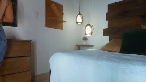 Jolie online show from April 15, 7:43 pm