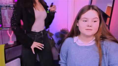 candy flossie1 online show from December 5, 9:29 am