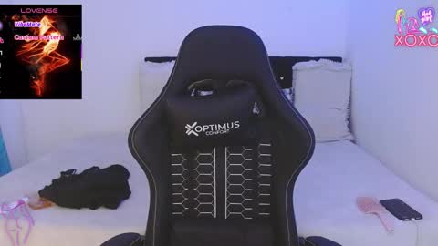 candy_giuliana21 online show from February 6, 1:21 am