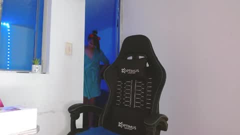 candy_giuliana21 online show from March 25, 1:22 am