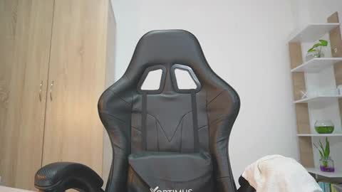 Nickol online show from February 27, 7:58 pm