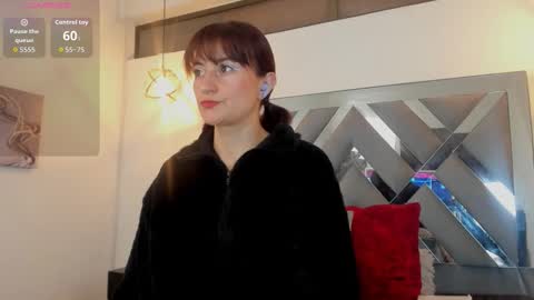 Candy hot online show from November 12, 8:41 pm