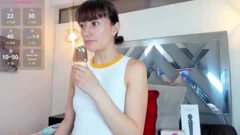 Candy hot online show from November 30, 8:02 pm