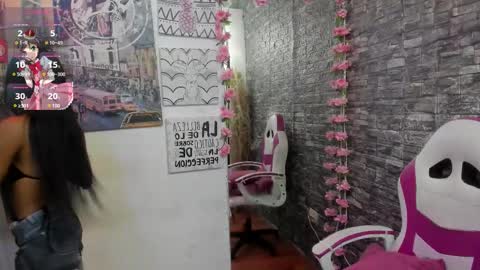 candy_kiss__ online show from February 5, 9:30 pm