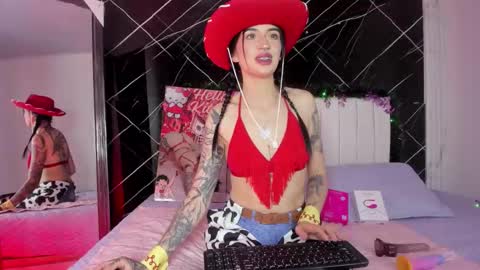 Leila  online show from December 5, 4:54 am