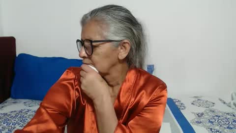 Snapshot of candy_mature_ chatting on April 26, 2:04 pm candy online show from April 26, 2:04 pm