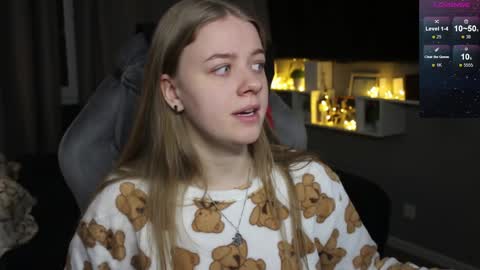 Snapshot of candy_meggie chatting on January 16, 5:01 pm Megan online show from January 16, 5:01 pm