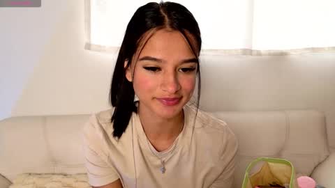 Snapshot of candy_mei chatting on November 27, 5:26 pm Candy online show from November 27, 5:26 pm