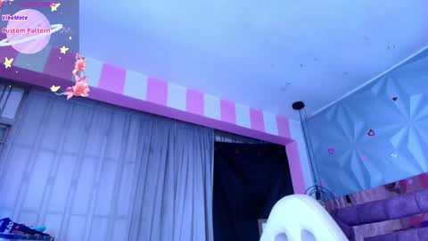 Snapshot of candy_morgan412 chatting on April 25, 11:13 am Ania online show from April 25, 11:13 am